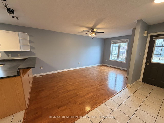 Upper - 323 Johnson Street