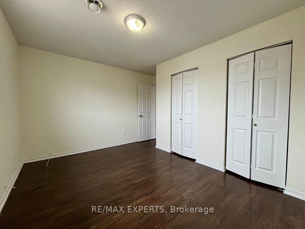 5 Ferndale Drive N, Unit 2 - Photo 11