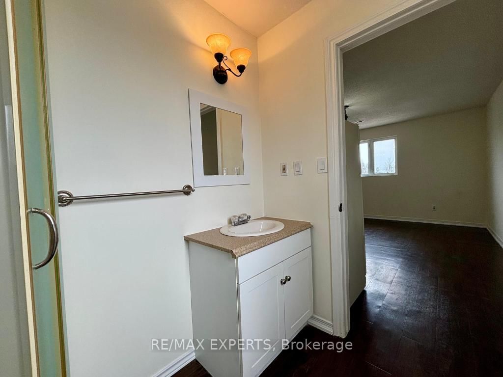 5 Ferndale Drive N, Unit 2 - Photo 16