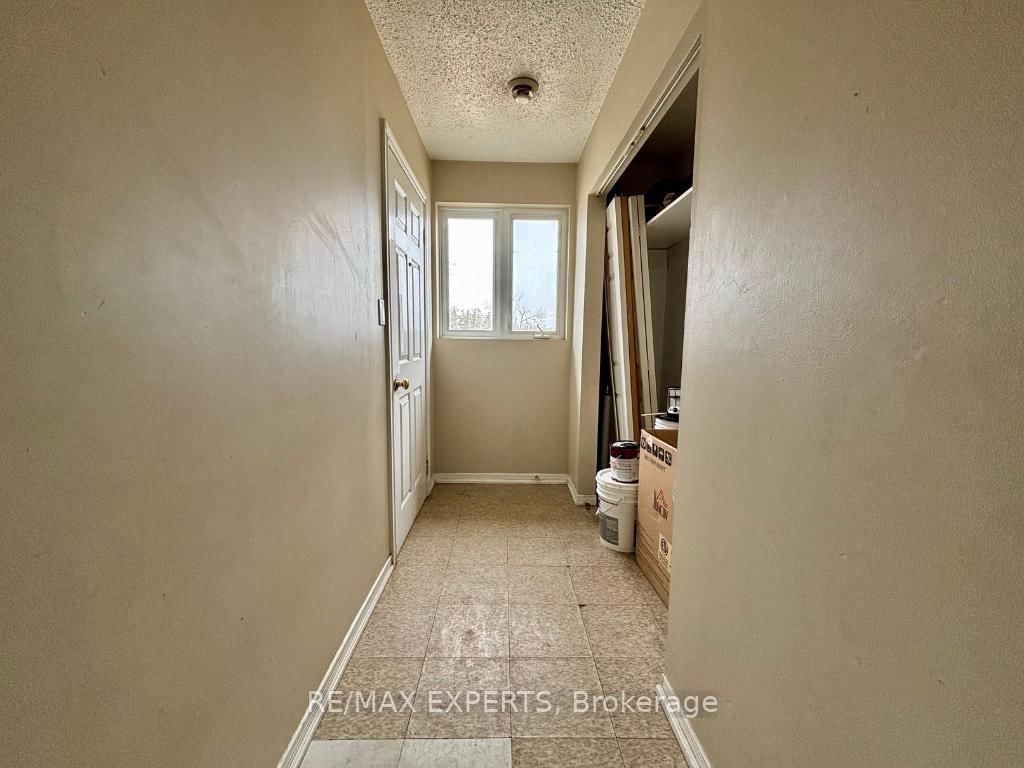 5 Ferndale Drive N, Unit 2 - Photo 21