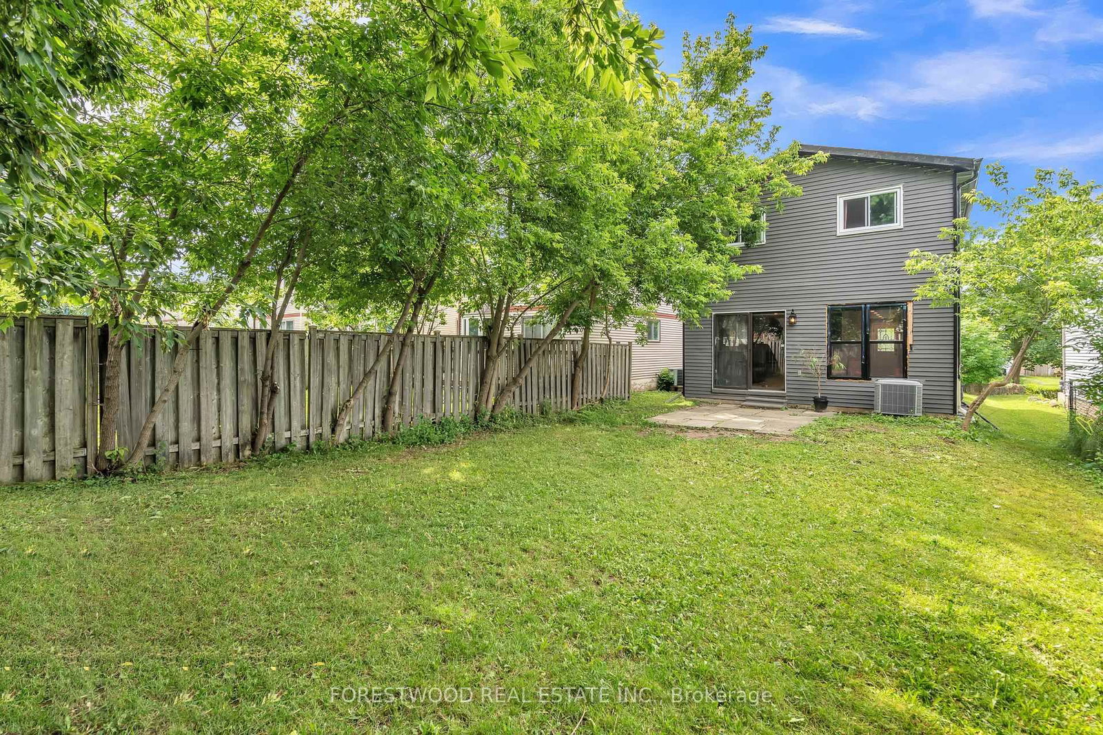 Listing Image 9
