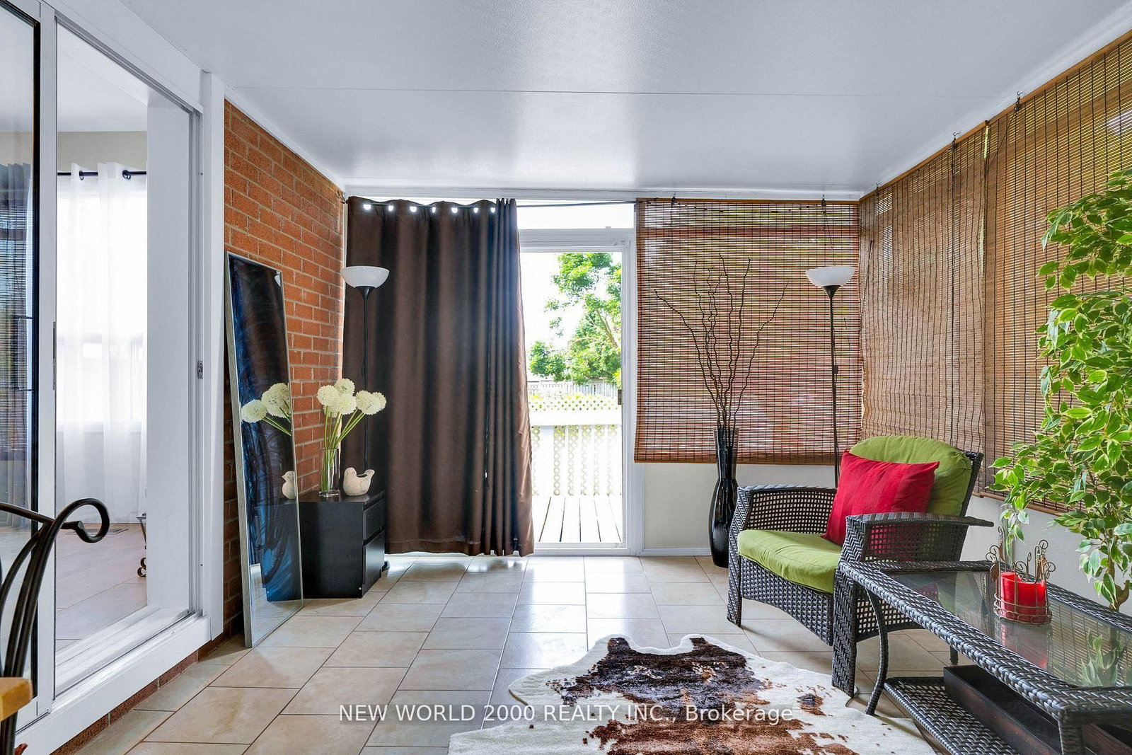 Detached House for sale at 50 Livingstone Street, Barrie, Ontario, L4N 7J2 - West Bayfield - MLS: S12940548