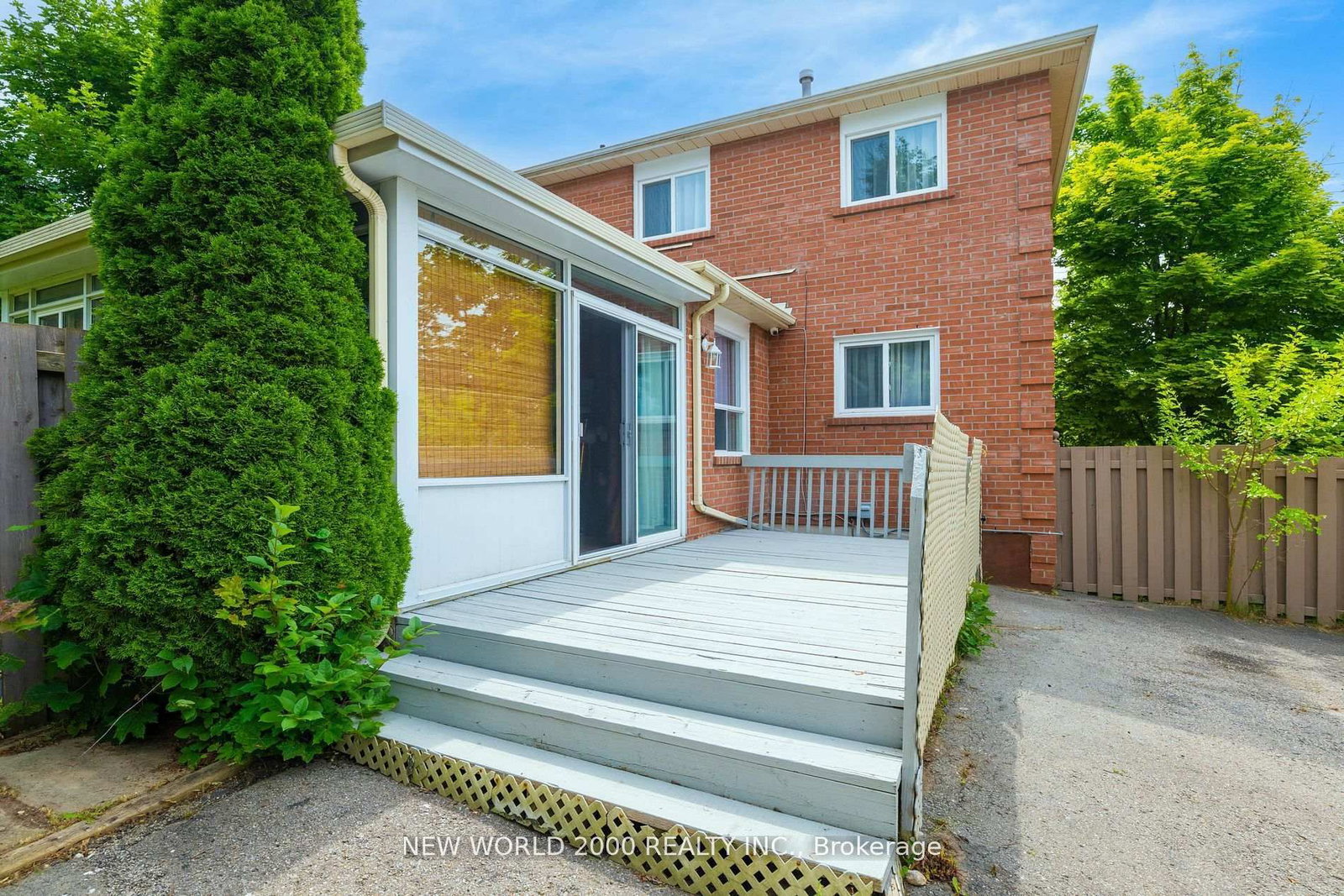 Detached House for sale at 50 Livingstone Street, Barrie, Ontario, L4N 7J2 - West Bayfield - MLS: S12940548