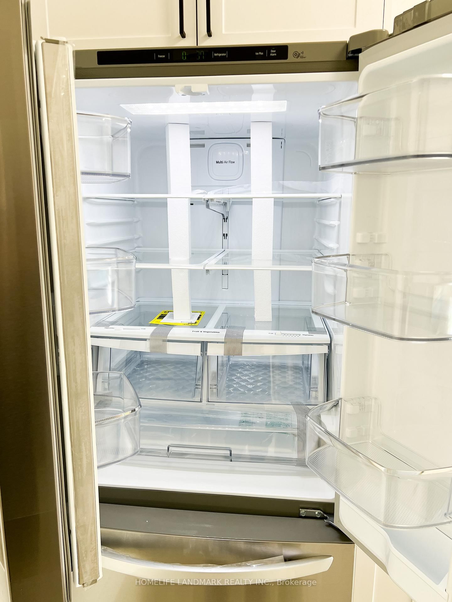 Townhouse for sale at 6 Silver Maple Crescent, Barrie, Ontario, L4N 8T3 - Holly - MLS: S12941386