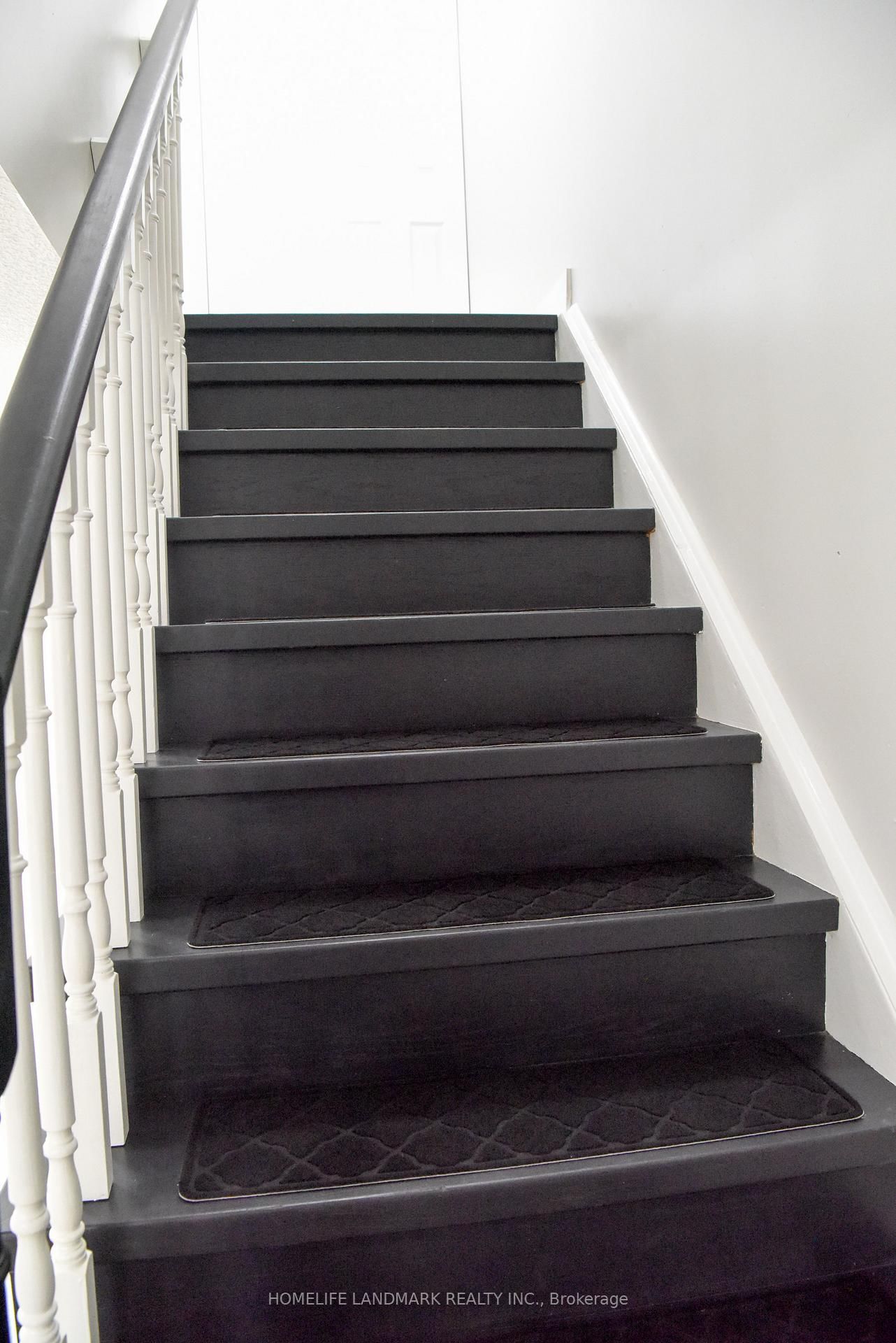 Townhouse for sale at 6 Silver Maple Crescent, Barrie, Ontario, L4N 8T3 - Holly - MLS: S12941386