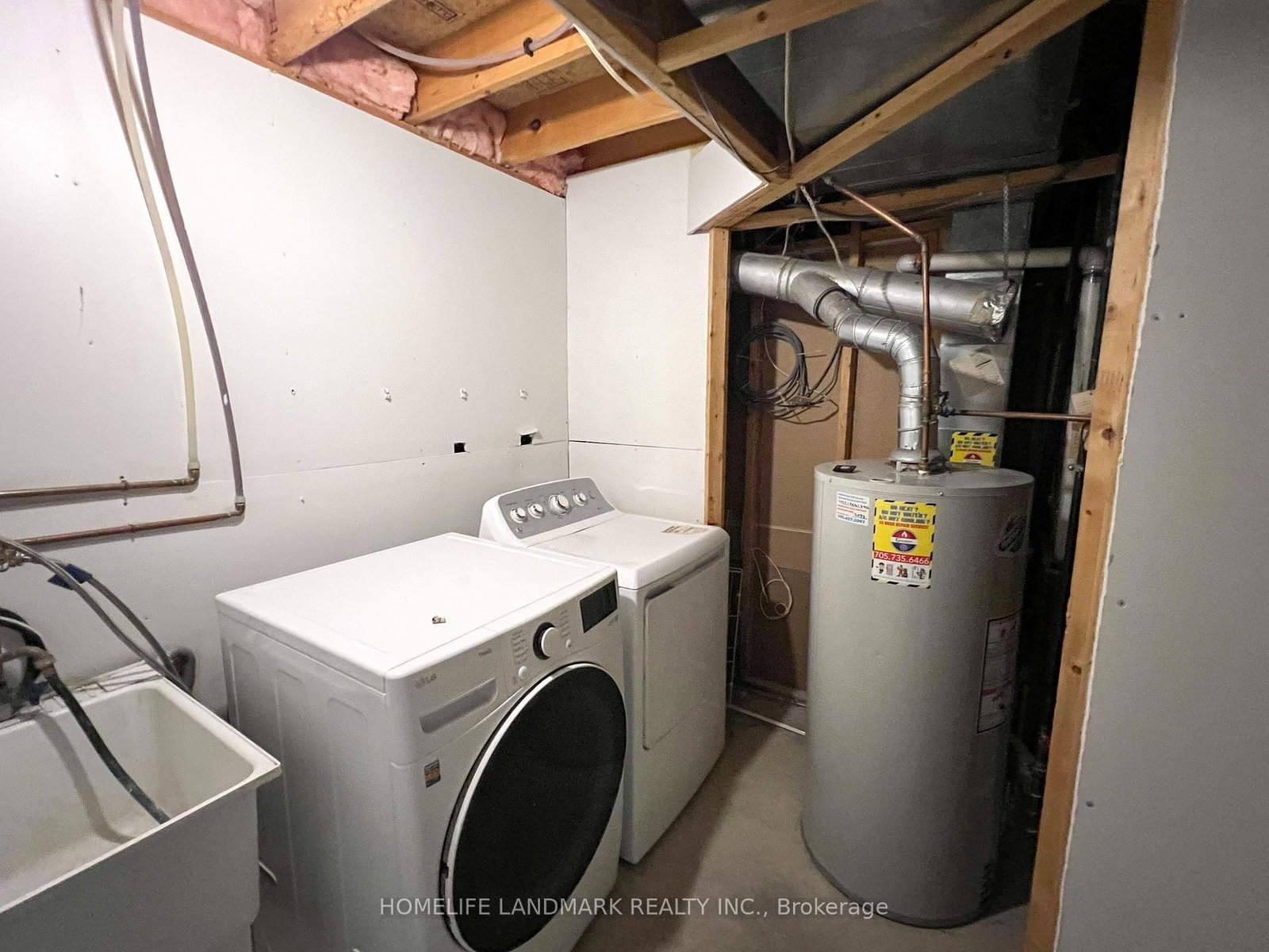 Townhouse for sale at 6 Silver Maple Crescent, Barrie, Ontario, L4N 8T3 - Holly - MLS: S12941386