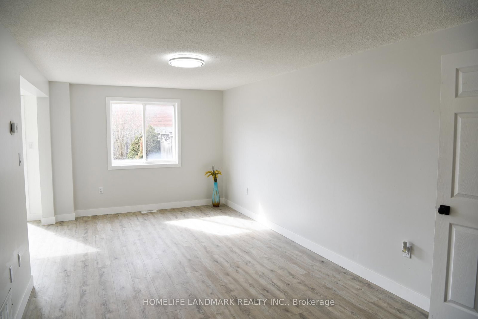 Townhouse for sale at 6 Silver Maple Crescent, Barrie, Ontario, L4N 8T3 - Holly - MLS: S12941386