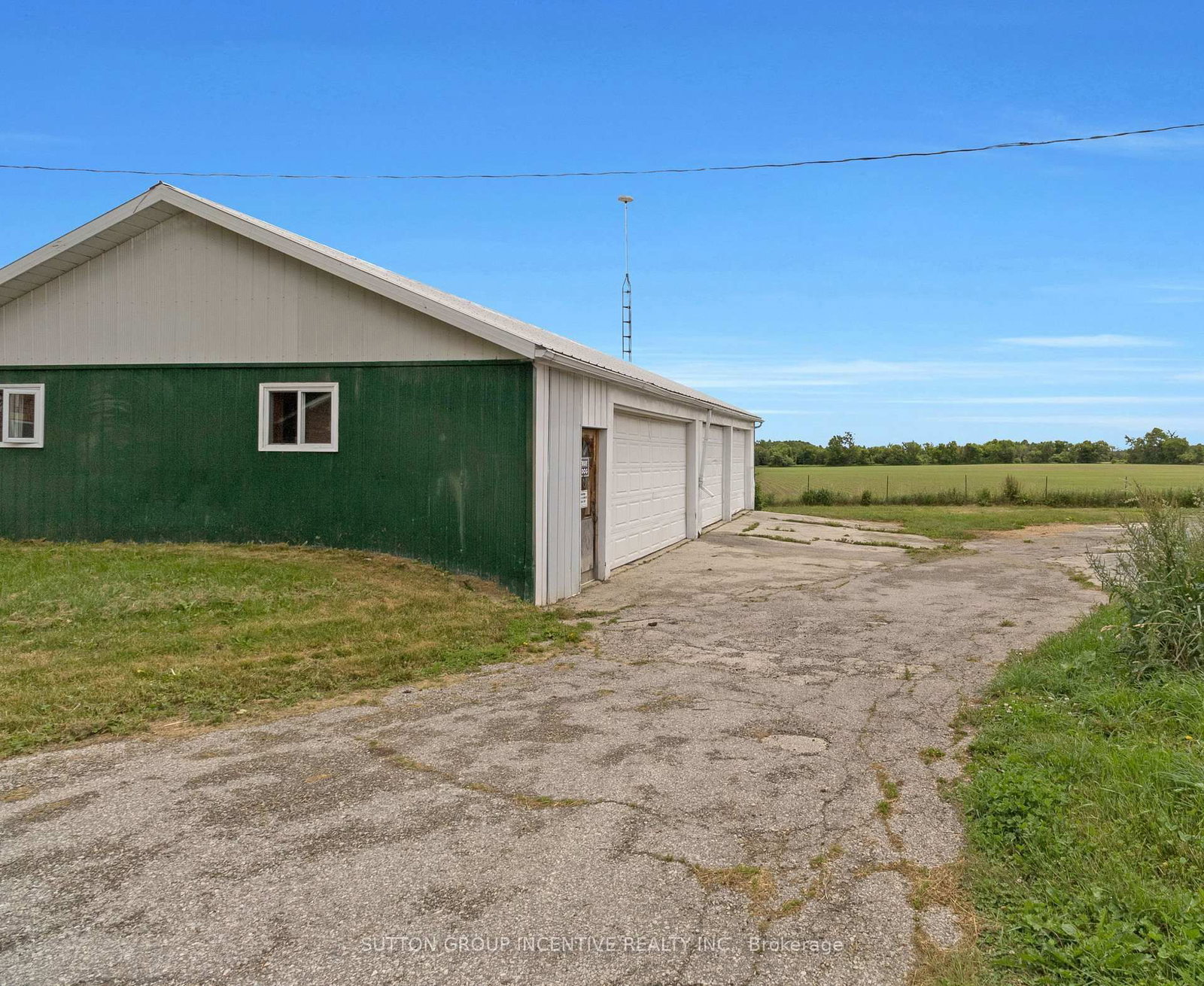 Detached House for sale at 6511 21/22 Nottawasaga Sideroad, Clearview, Ontario, L0M 1S0 - Rural Clearview - MLS: S12942660