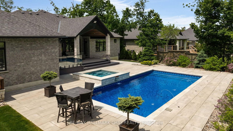 7 Byers St, Springwater, L9X 2A3 | Image 2