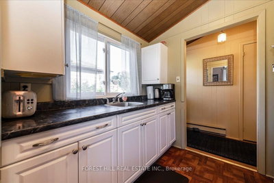 67 Lake Avenue • Ramara, ON photo 7