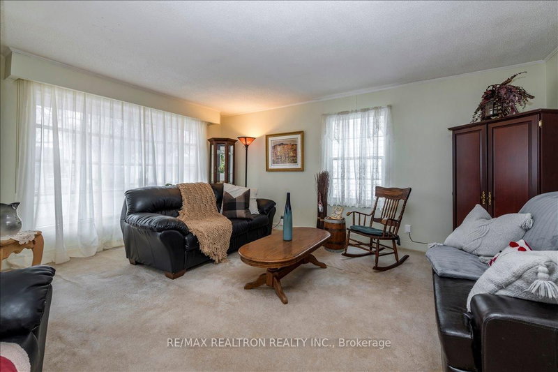 108 Eighth St, Collingwood, L9Y 2C5 | Image 3