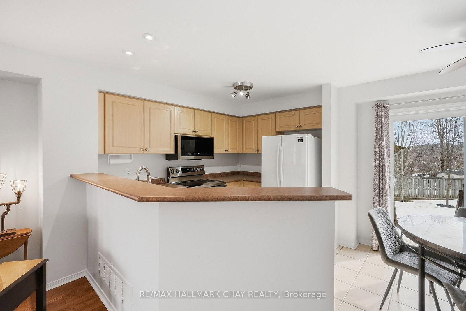 Townhouse for sale at 127 Trevino Circle, Barrie, Ontario, L4M 6T8 - East Bayfield - MLS: S12943852