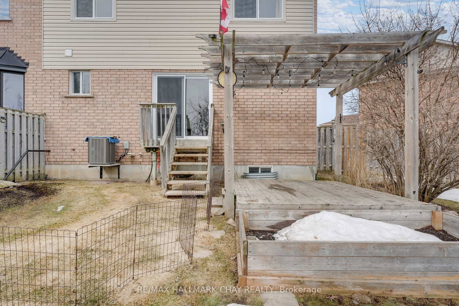 Townhouse for sale at 127 Trevino Circle, Barrie, Ontario, L4M 6T8 - East Bayfield - MLS: S12943852