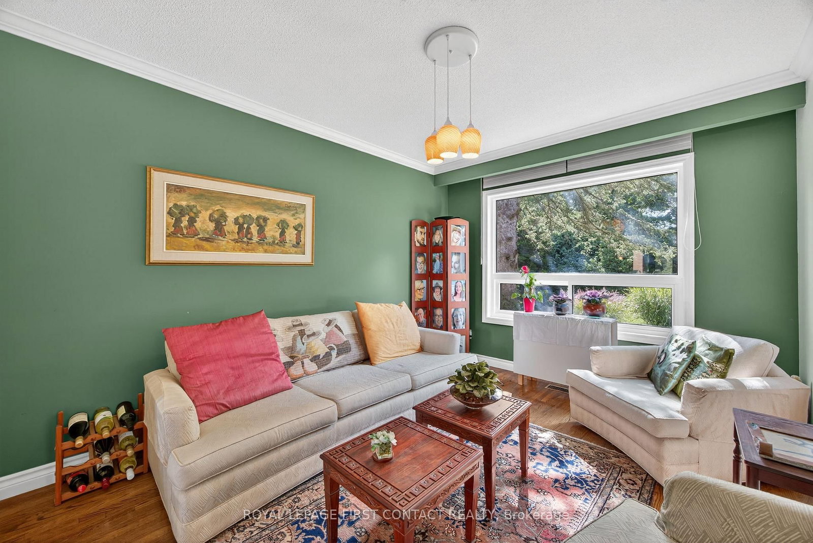 Detached House for sale at 7 Maplecrest Road, Springwater, Ontario, L9X 0P8 - Midhurst - MLS: S12944286