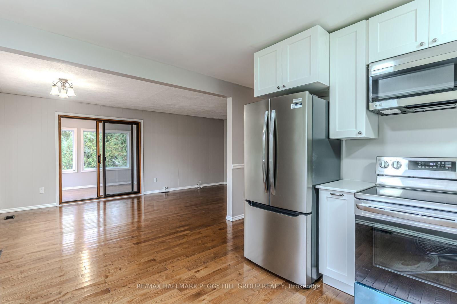 Detached House for sale at 537 Huronia Road, Barrie, Ontario, L4N 8X3 - 400 East - MLS: S12944362