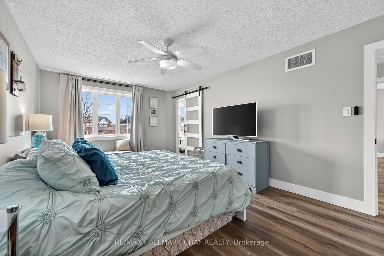 Detached House for sale at 44 Sherwood Court, Barrie, Ontario, L4N 9V1 - Northwest - MLS: S12945672