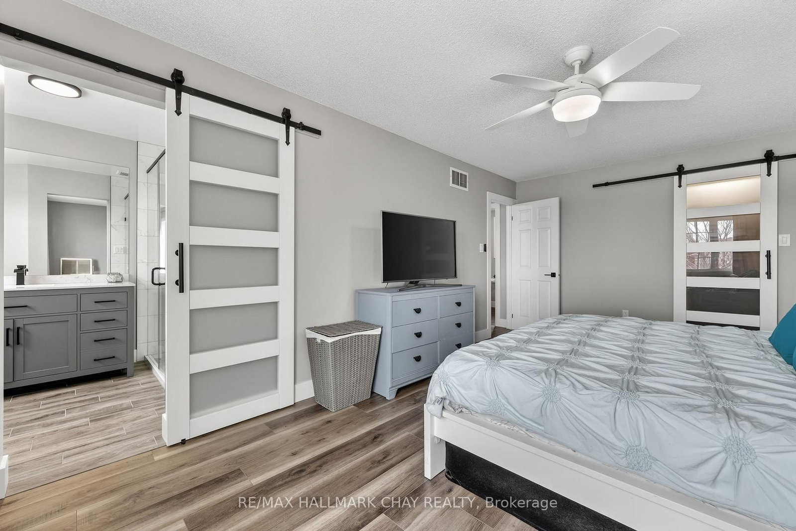 Detached House for sale at 44 Sherwood Court, Barrie, Ontario, L4N 9V1 - Northwest - MLS: S12945672