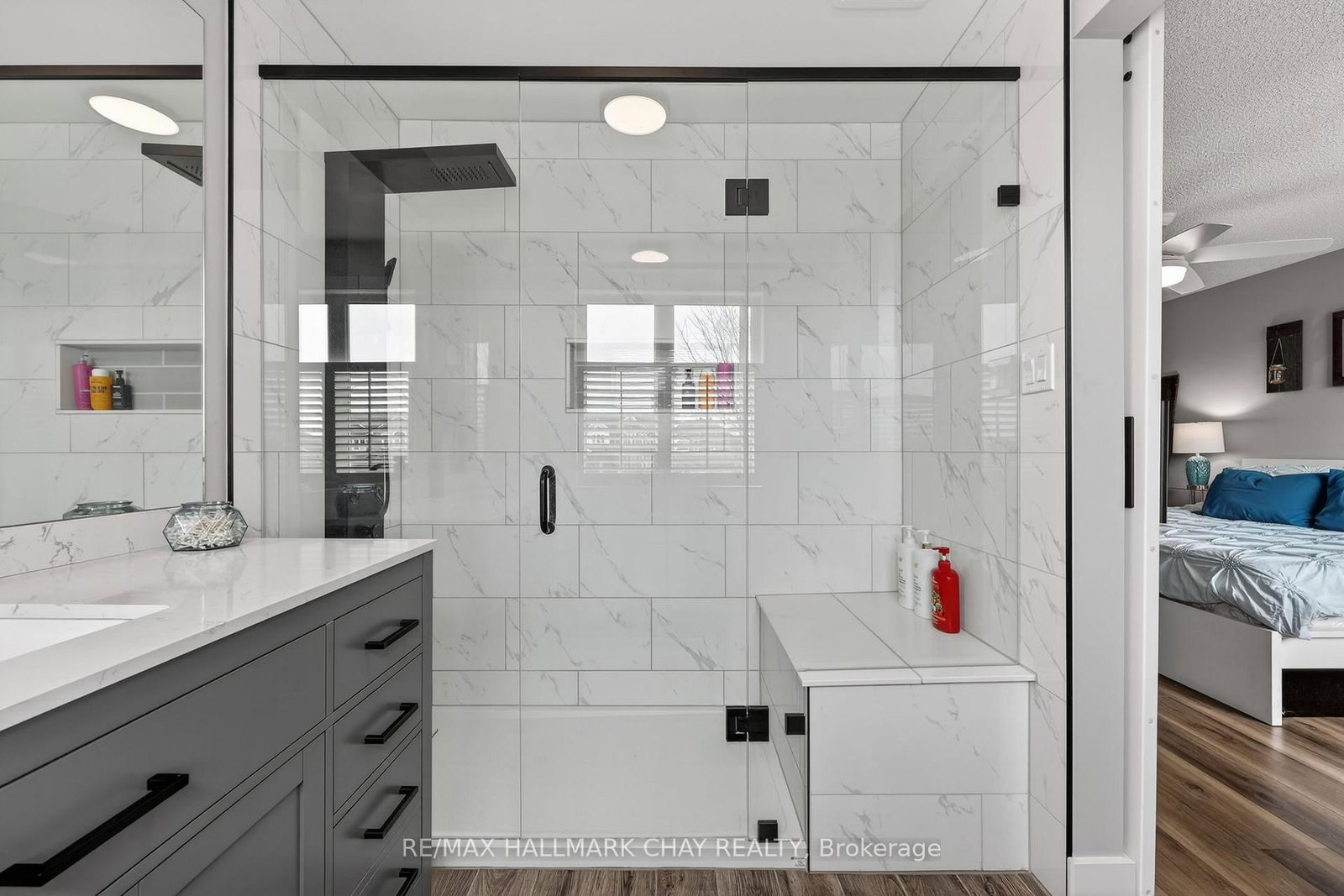 Detached House for sale at 44 Sherwood Court, Barrie, Ontario, L4N 9V1 - Northwest - MLS: S12945672