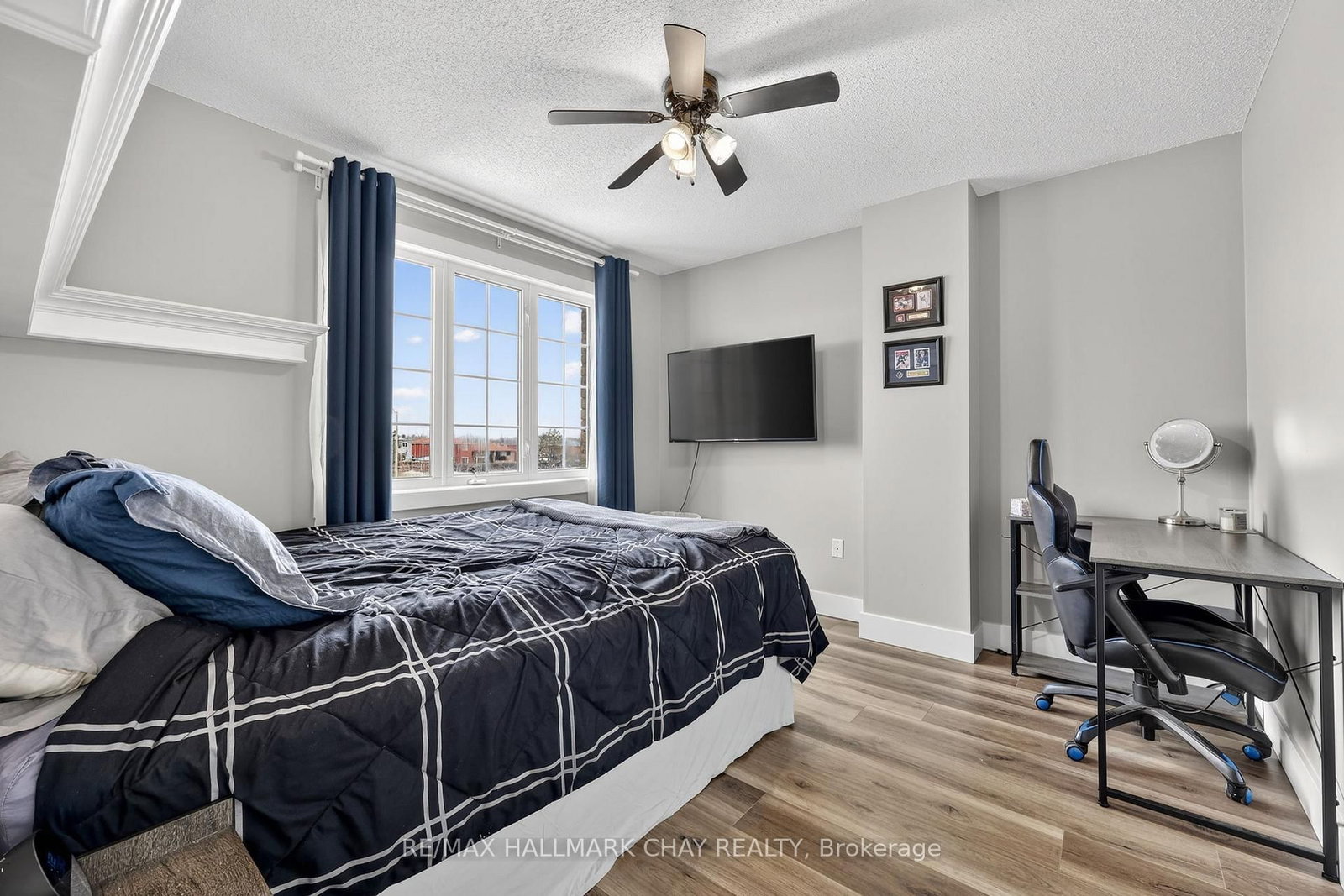 Detached House for sale at 44 Sherwood Court, Barrie, Ontario, L4N 9V1 - Northwest - MLS: S12945672