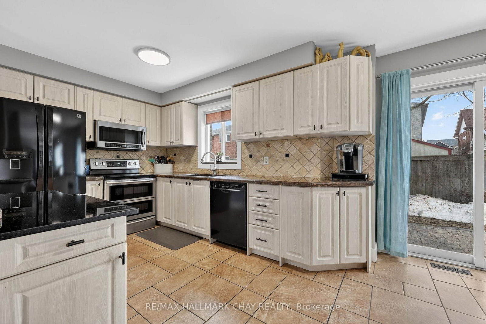 Detached House for sale at 44 Sherwood Court, Barrie, Ontario, L4N 9V1 - Northwest - MLS: S12945672