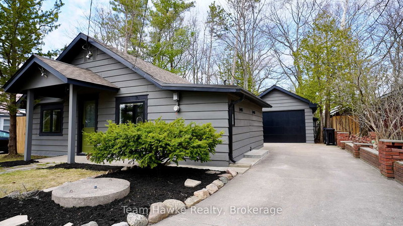 283 Tiny Beaches Rd S, Tiny, L0L 2J0 | Image 3