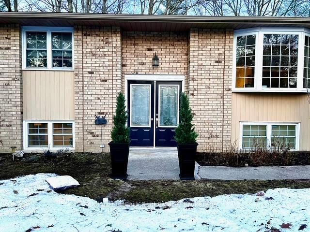 135 Christopher Ave, Wasaga Beach, L9Z 1S4 | Image 3