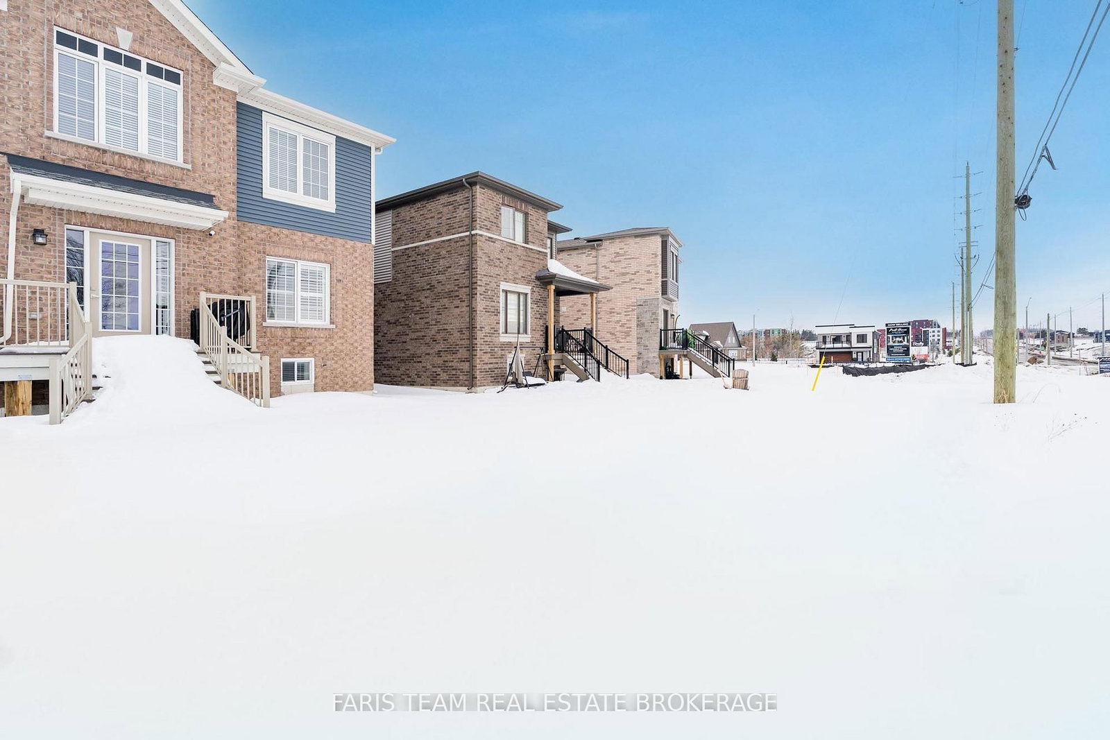 Detached House for sale at 27 Harvest Crescent, Barrie, Ontario, L9J 0T3 - Rural Barrie Southeast - MLS: S12949176