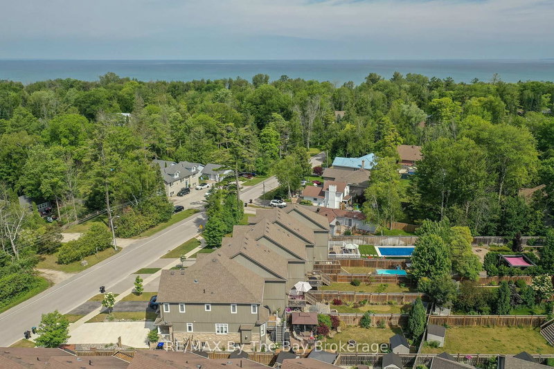 121 45th St N, Wasaga Beach, L9Z 1Z4 | Image 3