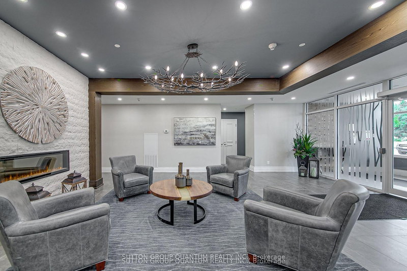 606 - 90 Orchard Point Rd, Orillia, L3V 8K4 | Image 2