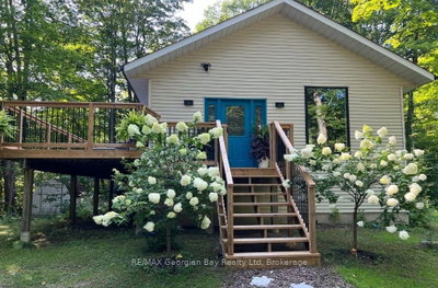 2 Belle Vue Avenue • Tiny, ON photo 2