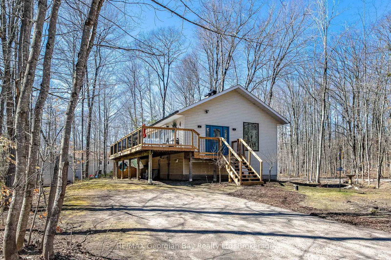 2 Belle Vue Ave, Tiny, L9M 0H5 | Image 3