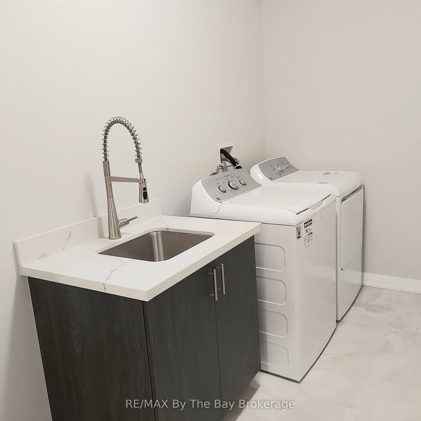 19 Federica Crescent - Photo 13