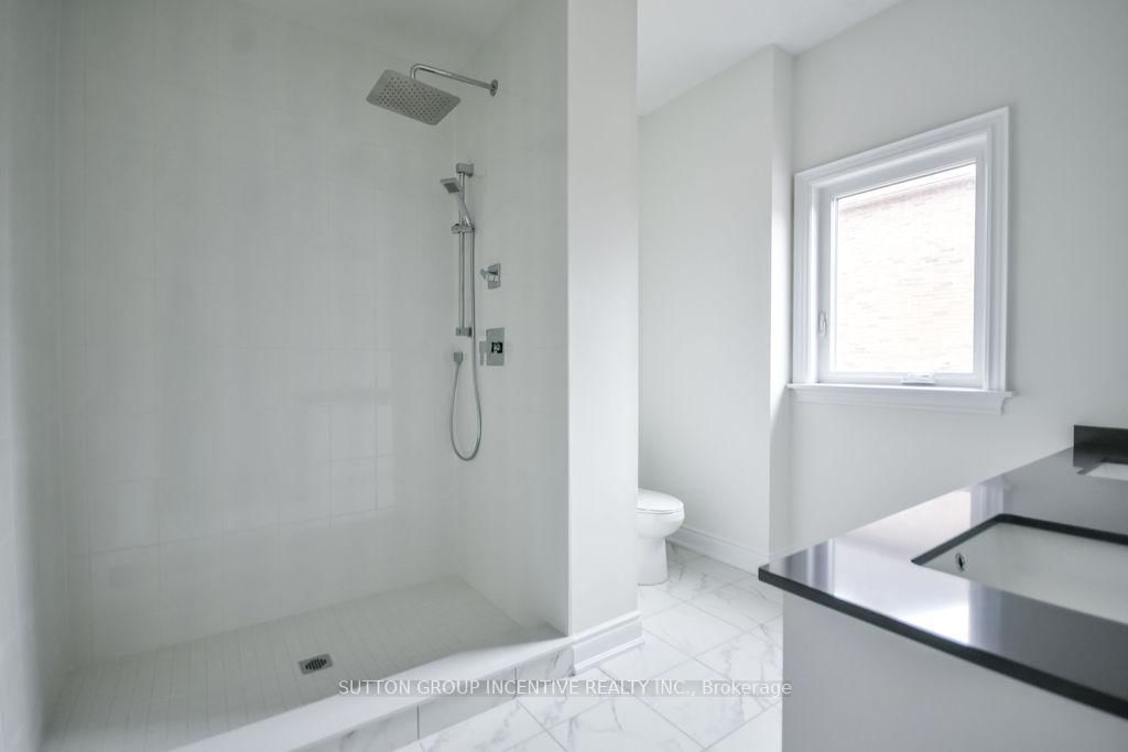 10 Cottonwood Street • Springwater, ON photo 14