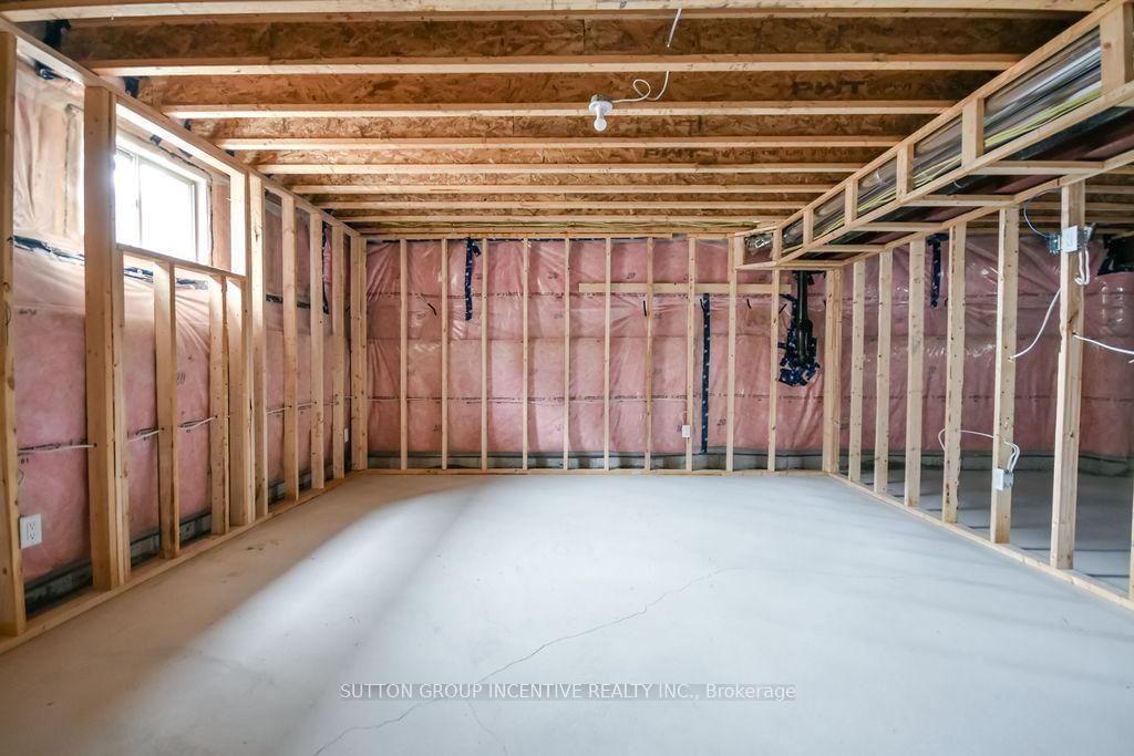 10 Cottonwood Street • Springwater, ON photo 21
