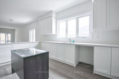 10 Cottonwood Street • Springwater, ON photo 8