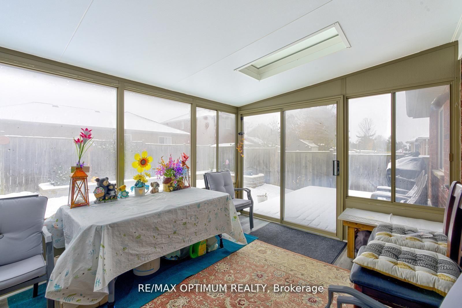 Detached House for sale at 177 Hanmer Street, Barrie, Ontario, L4M 6W6 - East Bayfield - MLS: S12951786