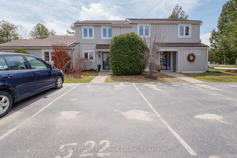 522 Oxbow Cres, Collingwood, L9Y 5B4 | Image 2