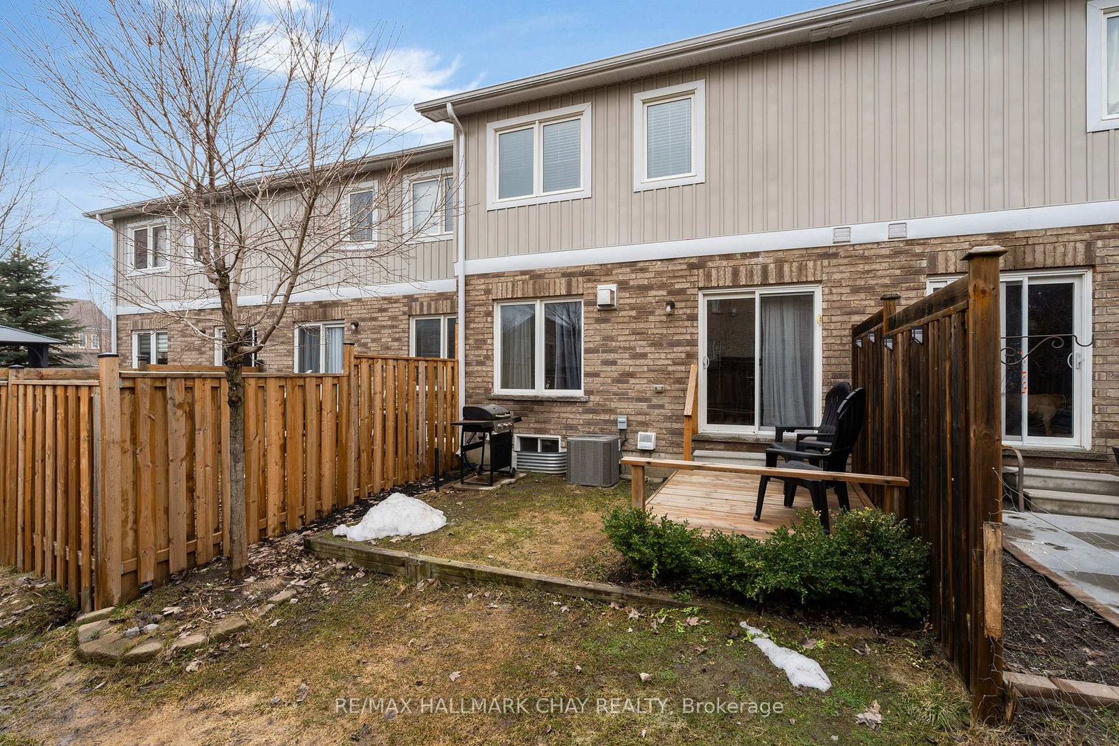 Townhouse for sale at 38-75 Prince William Way, Barrie, Ontario, L4N 7P5 - Innis-Shore - MLS: S12953584