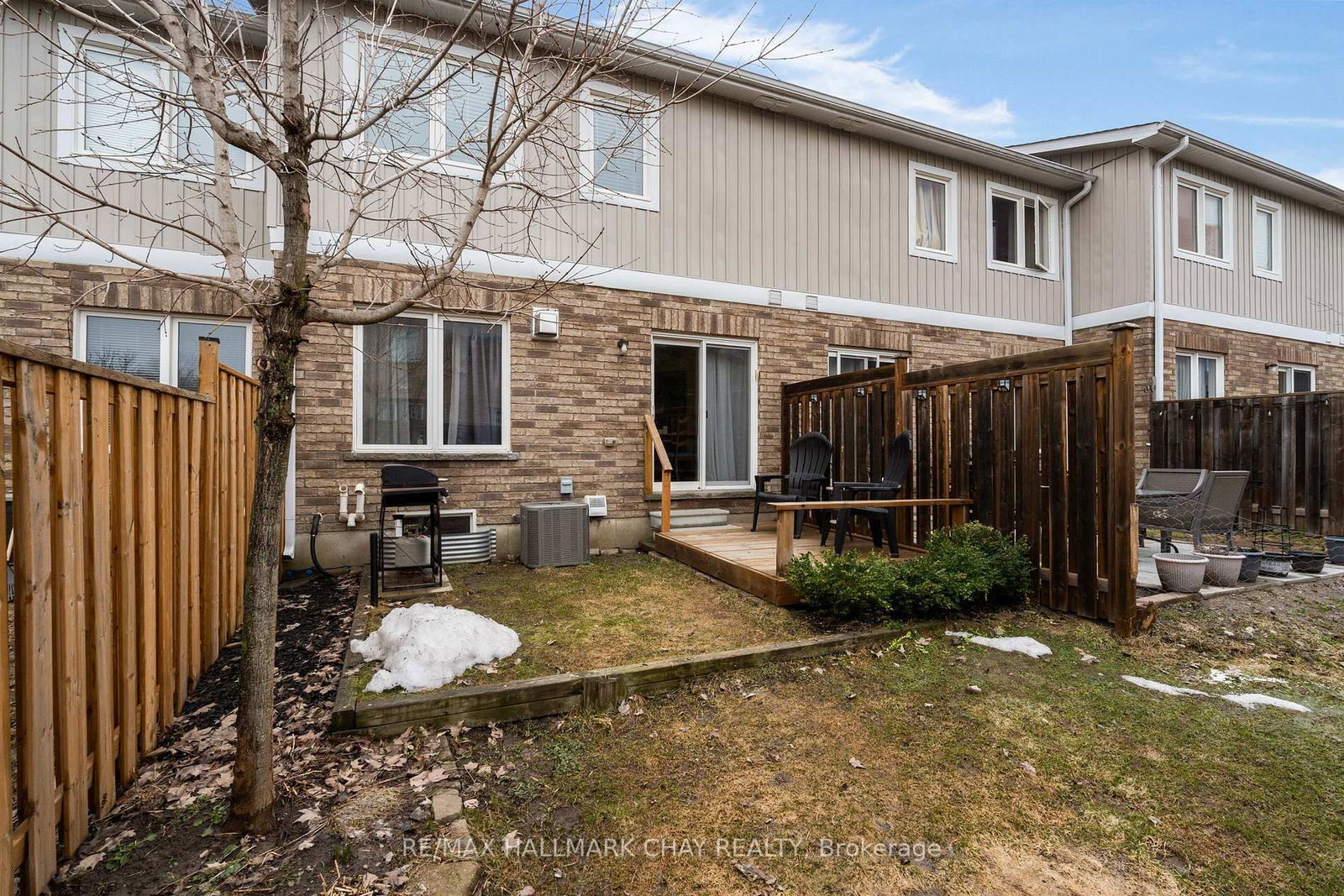 Townhouse for sale at 38-75 Prince William Way, Barrie, Ontario, L4N 7P5 - Innis-Shore - MLS: S12953584