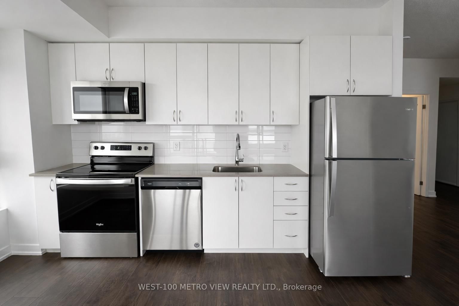 Condo for sale at 709-56 Lakeside Terrace, Barrie, Ontario, L4M 7B9 - Little Lake - MLS: S12954982