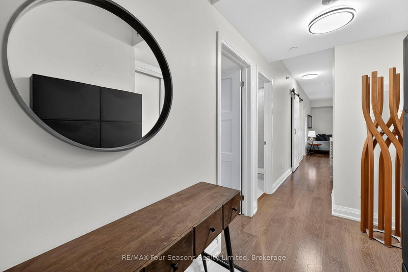 108 - 17 Spooner Cres, Collingwood, L9Y 1T3 | Image 2