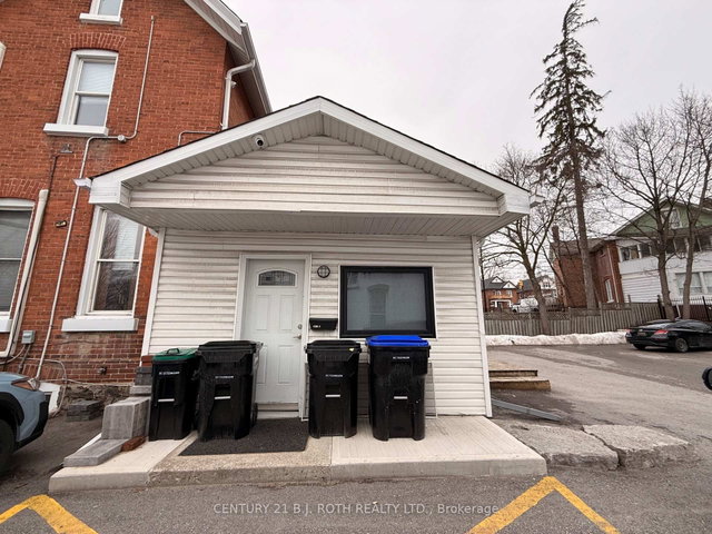 Back unit - 109 Toronto Street