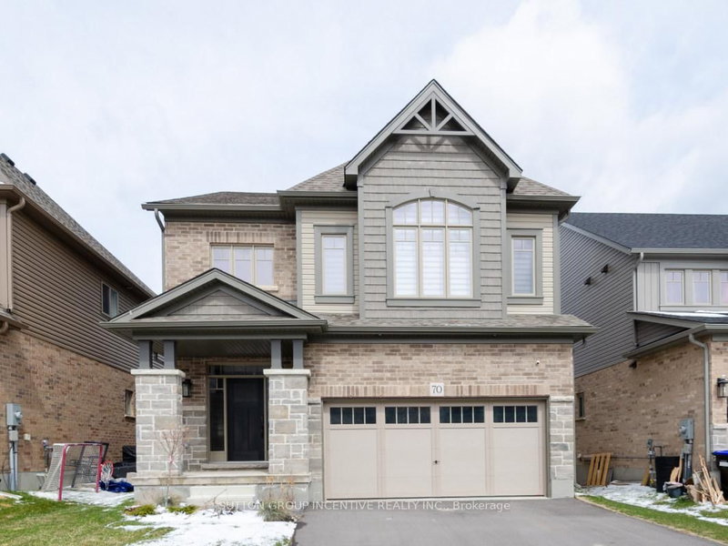 home for lease on 70 Shipley Avenue