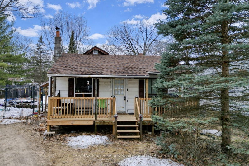196 Melrose Ave, Wasaga Beach, L9Z 2T1 | Image 2