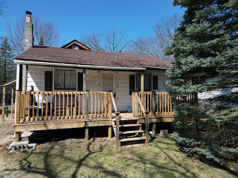 196 Melrose Ave, Wasaga Beach, L9Z 2T1 | Image 3