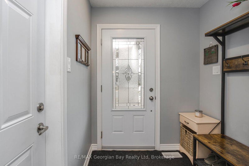 39 Chamberlain Crescent