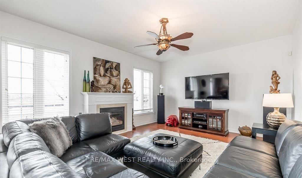 Detached House for sale at 118 Succession Crescent, Barrie, Ontario, L4M 7G7 - Innis-Shore - MLS: S12957806