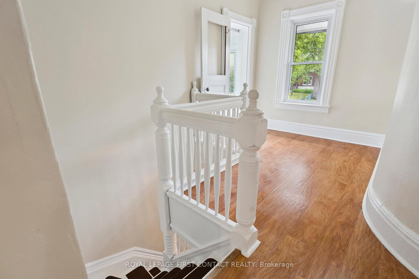 Detached House for sale at 55 Burton Avenue, Barrie, Ontario, L4N 2R5 - Allandale - MLS: S12960036