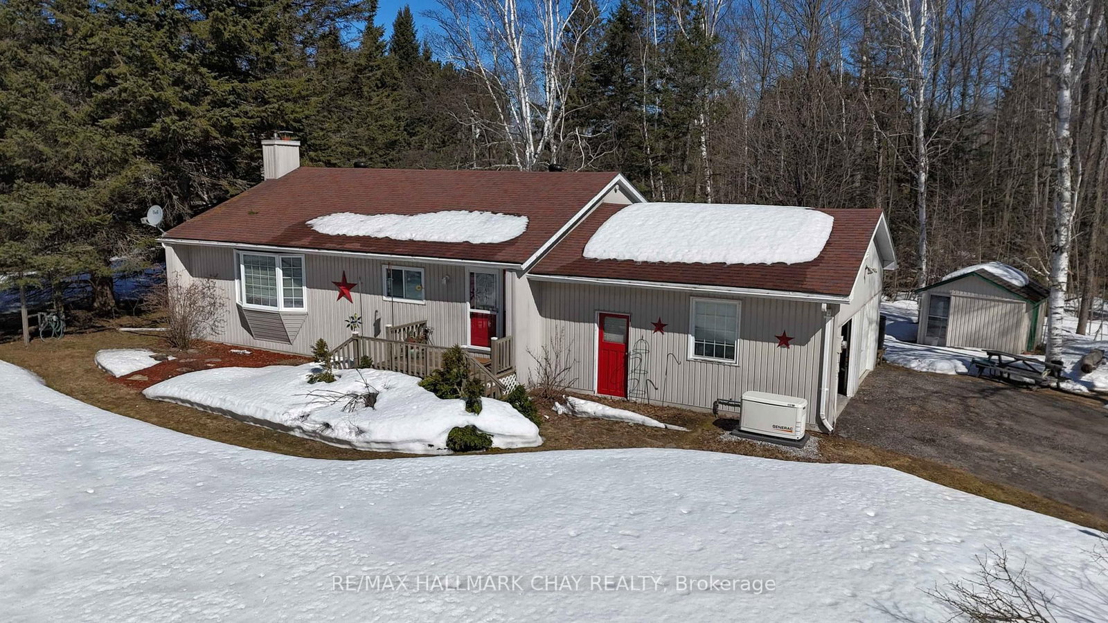 Detached House sold at 348 Mount St. Louis Road, Oro-Medonte, Ontario, L0K 1N0 - Rural Oro-Medonte - MLS: S12960656