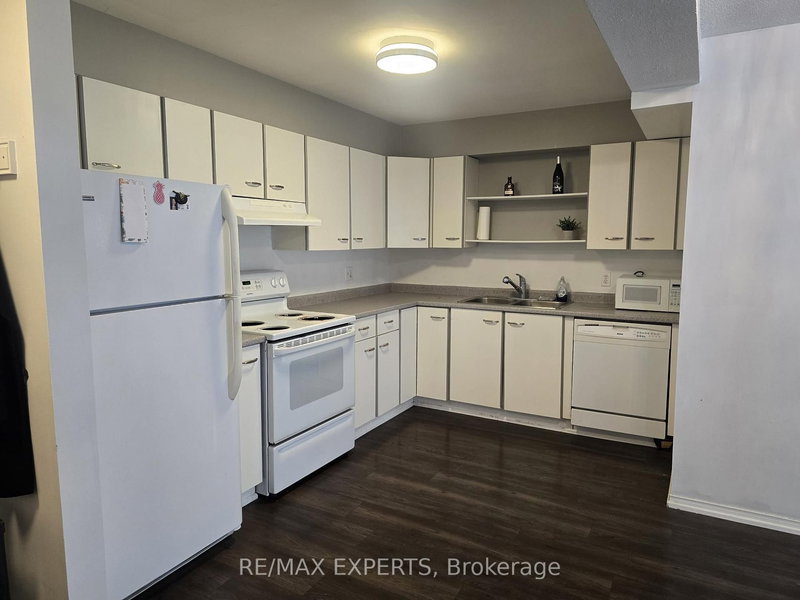 210 - 120 Bell Farm Rd, Barrie, L4M 6J2 | Image 2